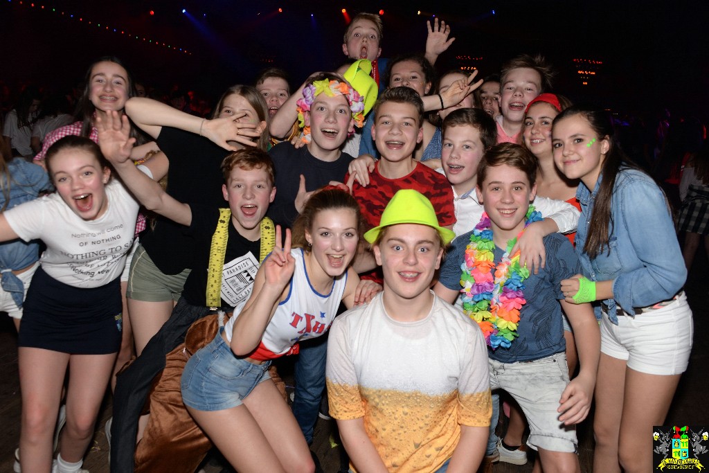 ../Images/Jeugddisco Wereldbal 128.jpg